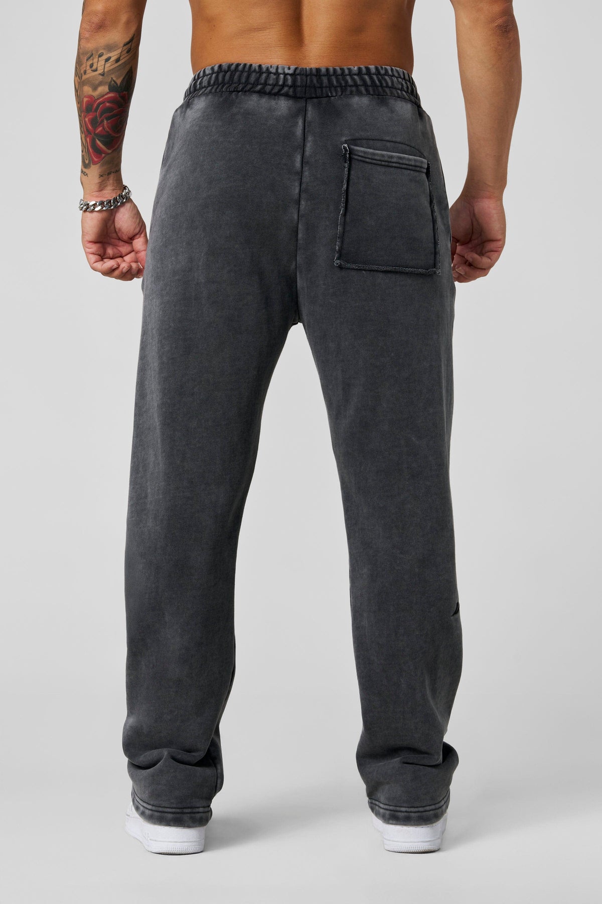 2068 - Elevated Essentials - Straight Sweats